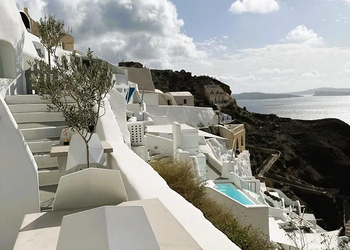 Lioyerma Cave Villa2 With Private Hot Tub וילה