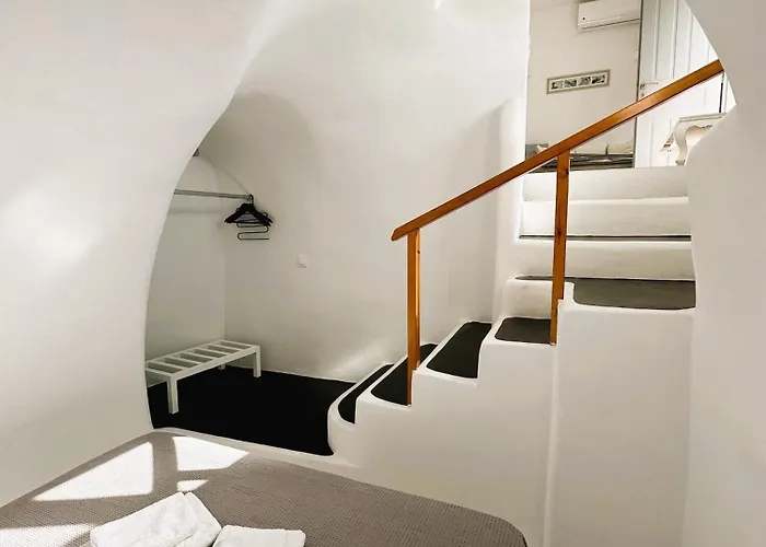 Lioyerma Cave Villa2 With Private Hot Tub Villa *