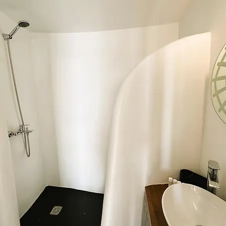 Lioyerma Cave Villa2 With Private Hot Tub Villa Oia (Santorini)